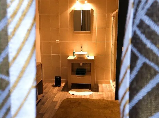 Double Avec Salle De Bain Privative 民宿